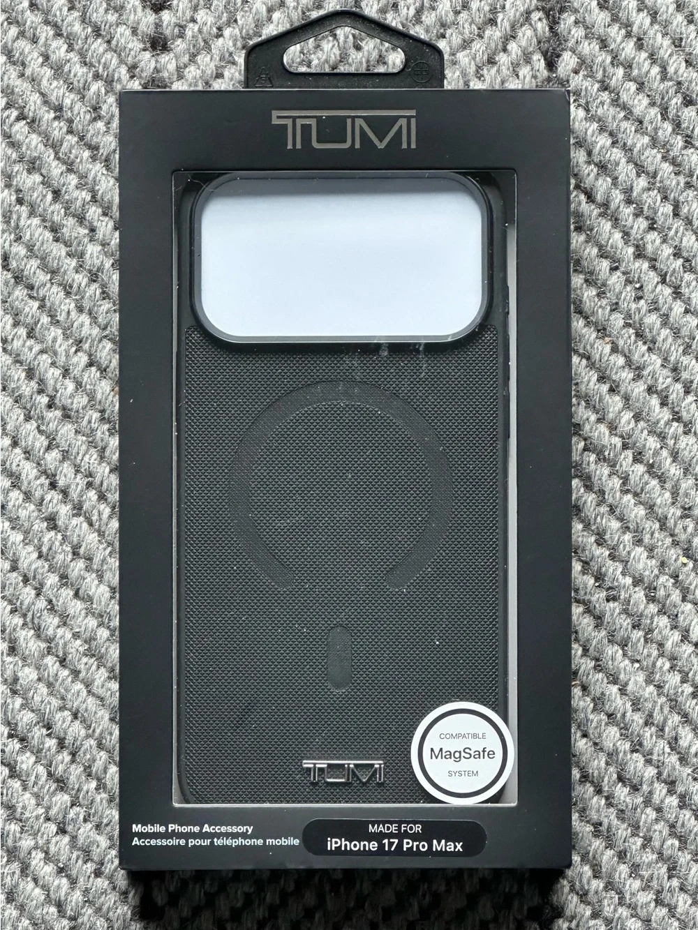 TUMI Black Textured MagSafe-Compatible Case for iPhone 17 Pro Max - New In Box - Picture 1 of 2